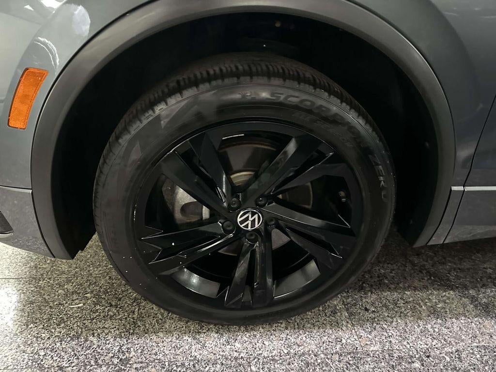 2024 Volkswagen Tiguan 2.0T SE R-Line Black