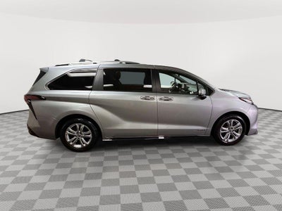 2021 Toyota Sienna Platinum