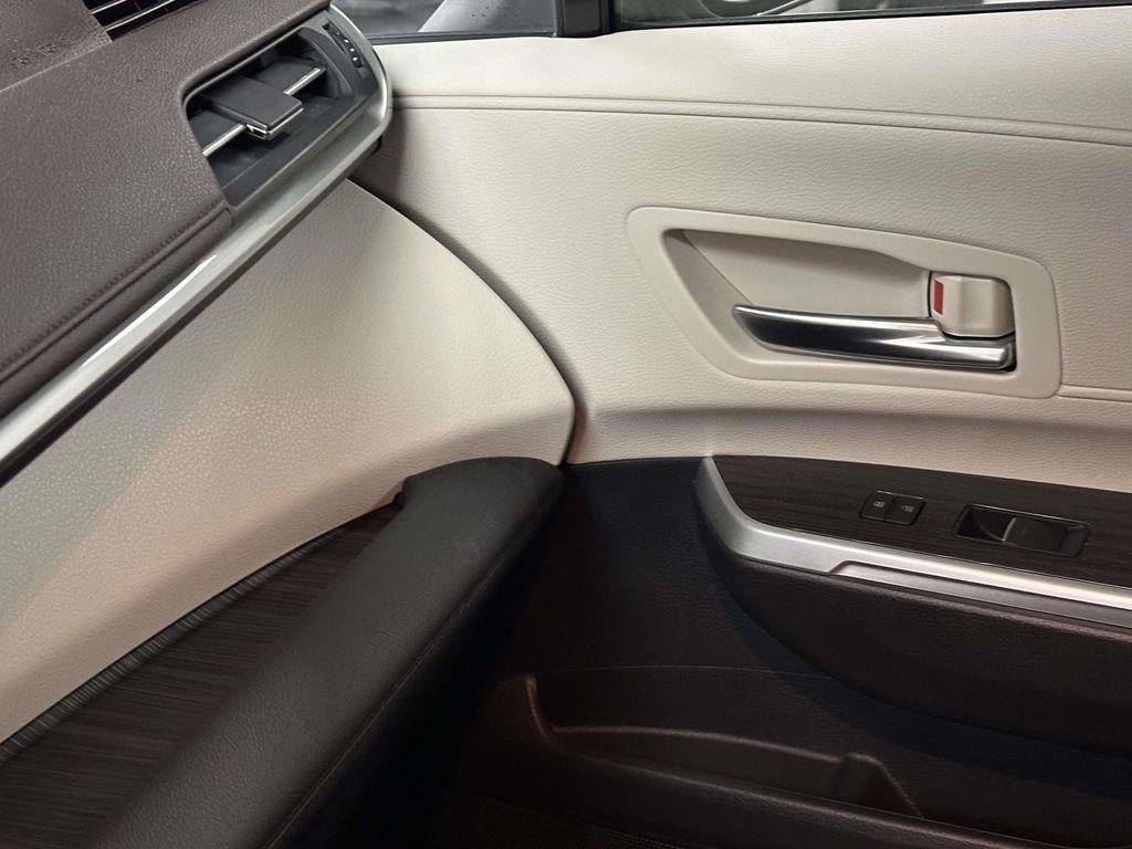 2021 Toyota Sienna Platinum