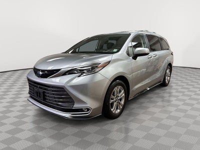2021 Toyota Sienna Platinum