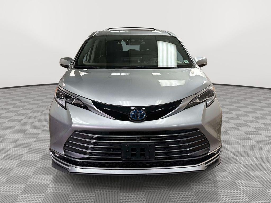 2021 Toyota Sienna Platinum