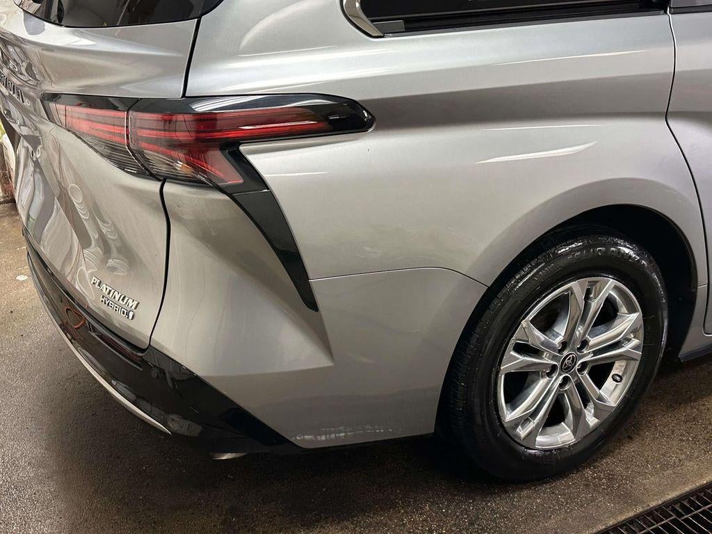 2021 Toyota Sienna Platinum