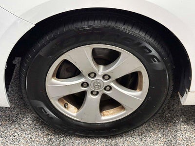 2013 Toyota Sienna LE V6 8 Passenger