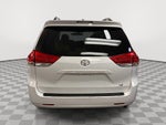 2013 Toyota Sienna LE V6 8 Passenger