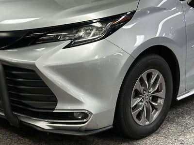2023 Toyota Sienna XLE