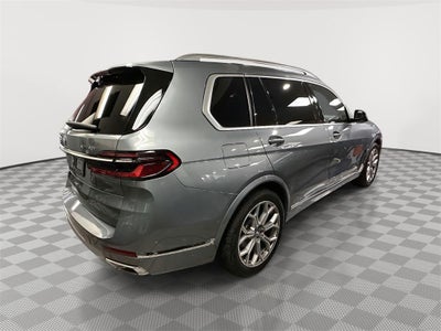 2025 BMW X7 xDrive40i