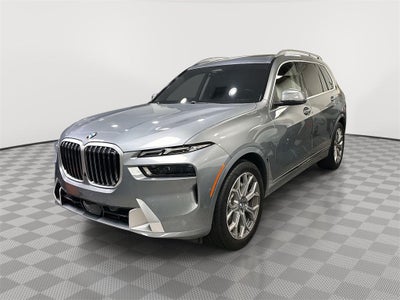 2025 BMW X7 xDrive40i
