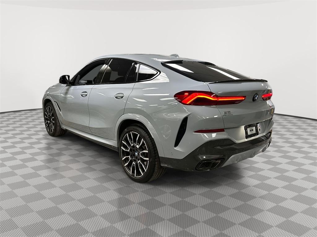 2024 BMW X6 M60i