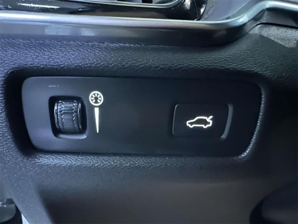 2019 Volvo S60 T6 Momentum