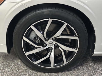 2019 Volvo S60 T6 Momentum