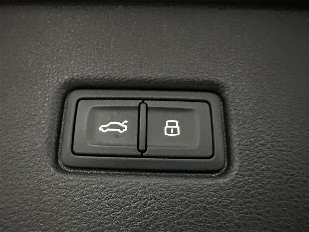 2023 Audi Q5 Sportback Prestige 45 TFSI S line quattro S tronic