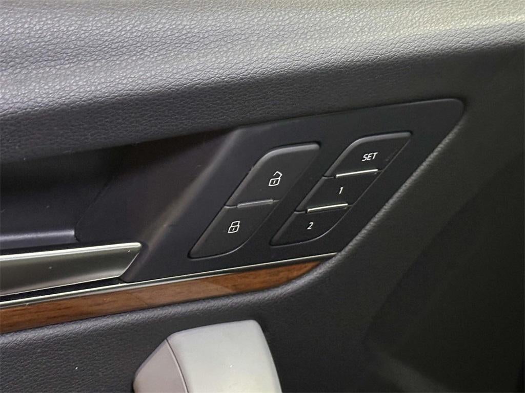 2023 Audi Q5 Premium 40 TFSI quattro S tronic