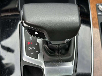 2023 Audi Q5 Premium 40 TFSI quattro S tronic