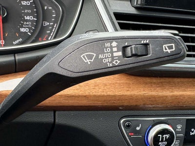 2023 Audi Q5 Premium 40 TFSI quattro S tronic