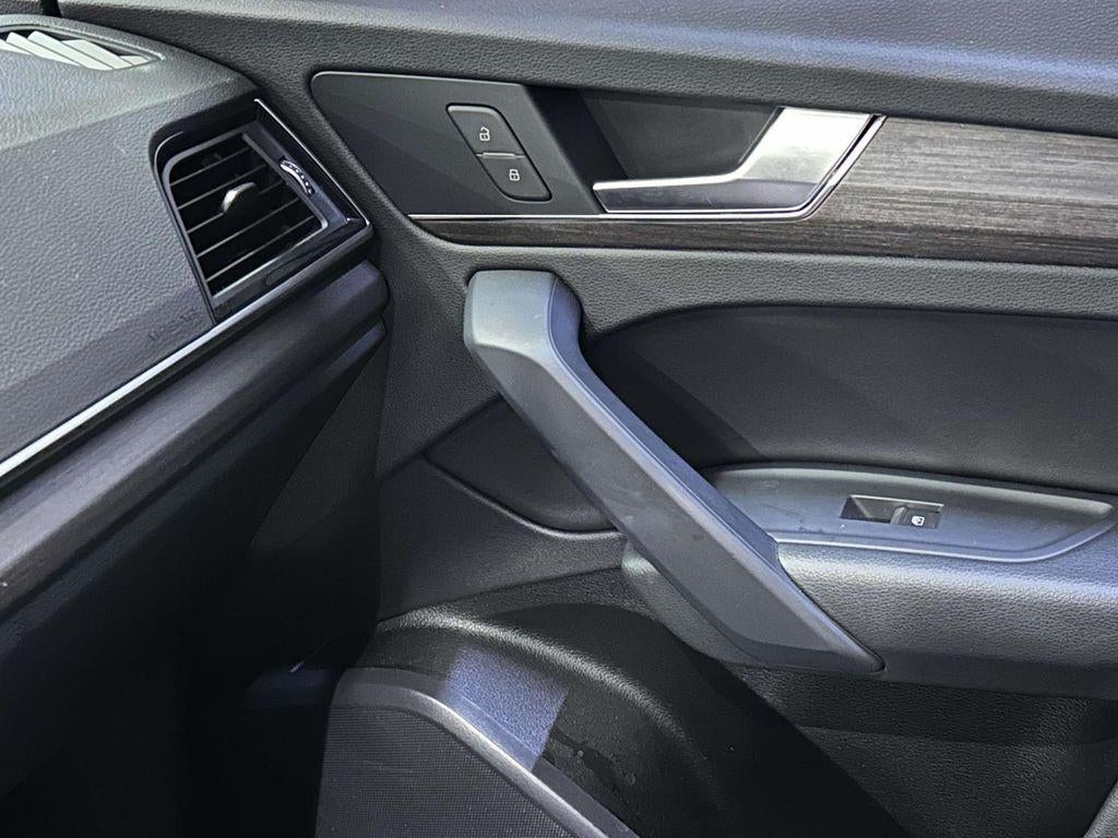 2023 Audi Q5 Premium 40 TFSI quattro S tronic