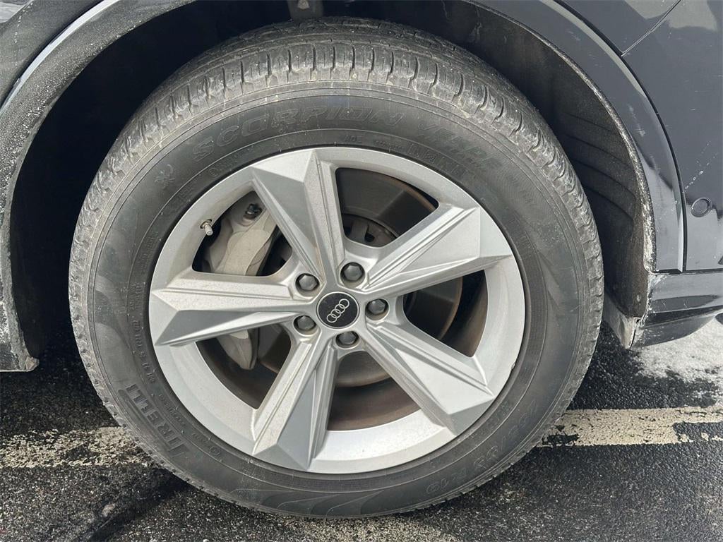 2023 Audi Q7 Premium 45 TFSI quattro Tiptronic