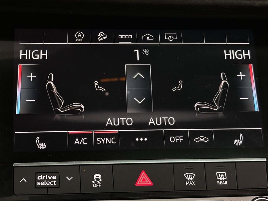 2023 Audi Q7 Premium 45 TFSI quattro Tiptronic