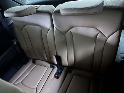 2023 Audi Q7 Premium 45 TFSI quattro Tiptronic