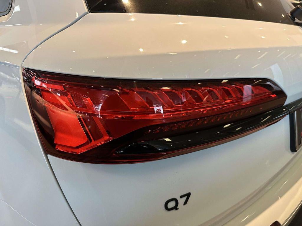 2026 Audi Q7 Premium 45 TFSI quattro tiptronic