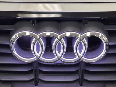 2023 Audi Q7 45 Premium