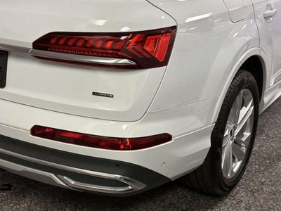 2023 Audi Q7 45 Premium