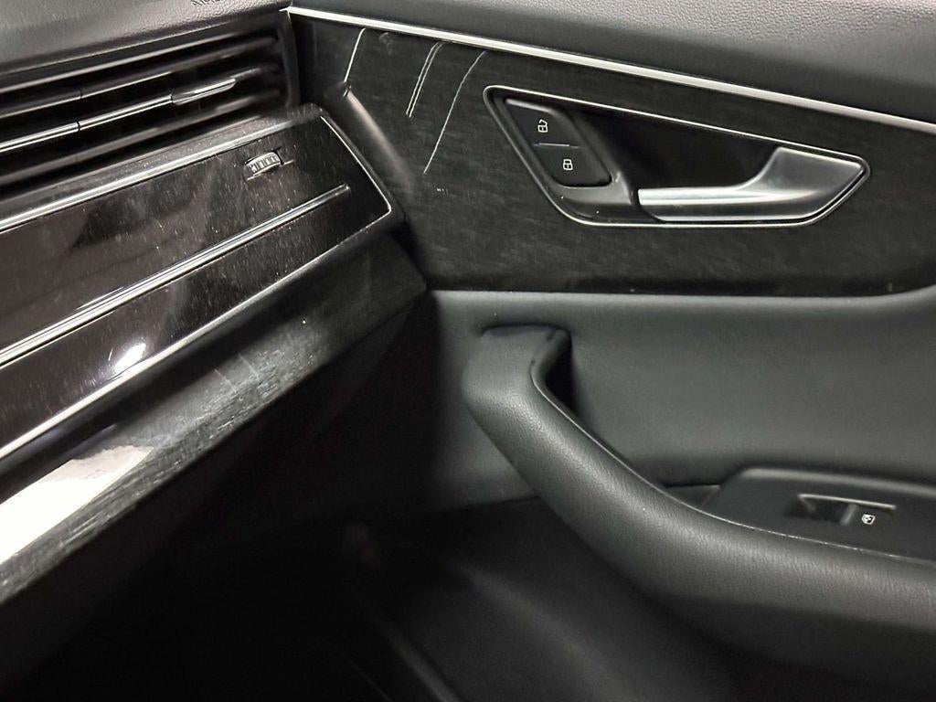 2019 Audi Q8 55 Premium