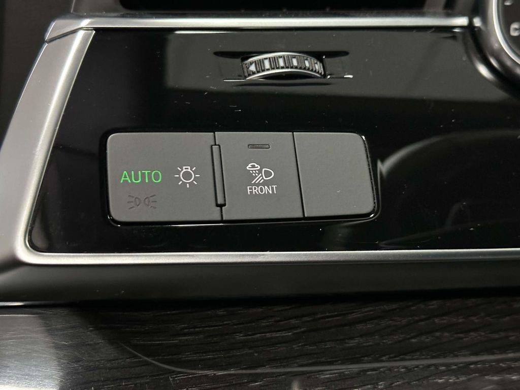 2025 Audi Q8 Premium 55 TFSI quattro