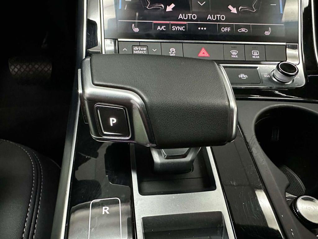 2025 Audi Q8 Premium 55 TFSI quattro
