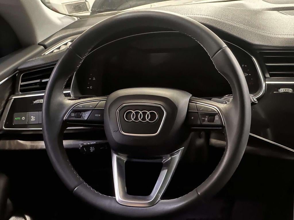 2023 Audi Q8 Premium 55 TFSI quattro Tiptronic