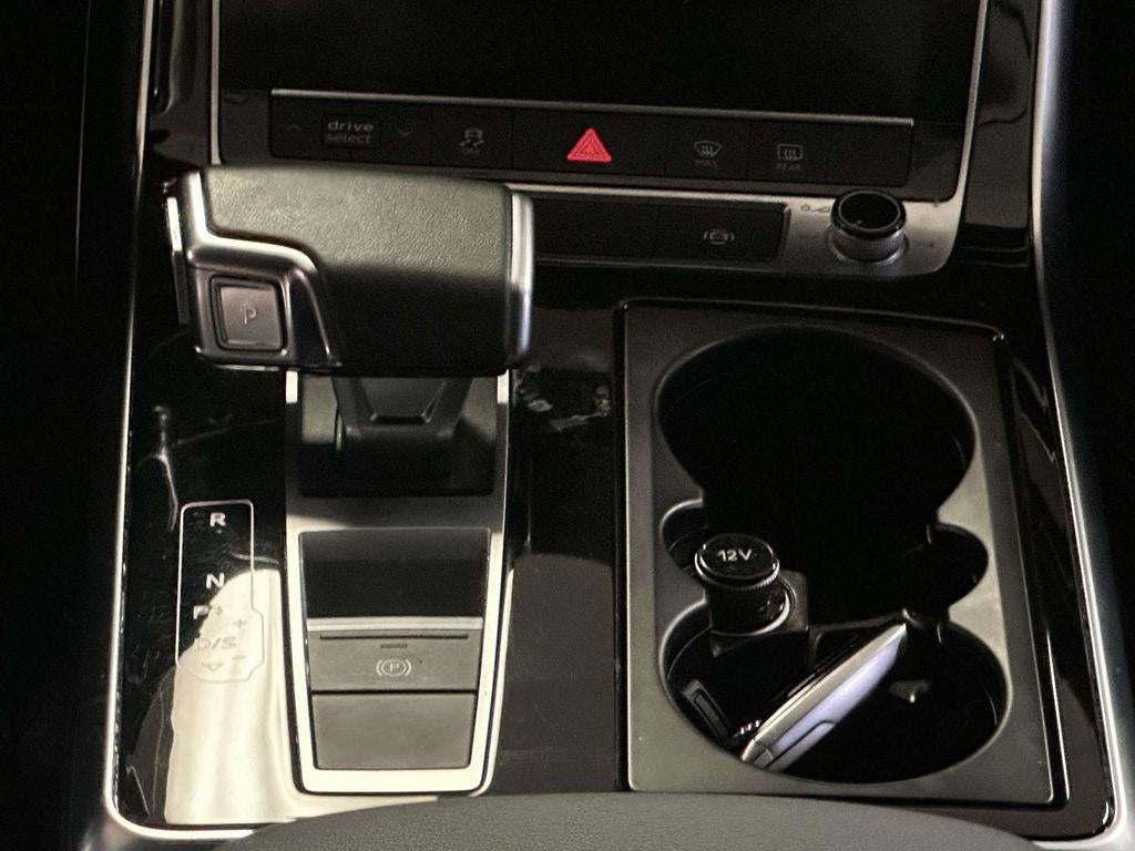 2023 Audi Q8 Premium 55 TFSI quattro Tiptronic