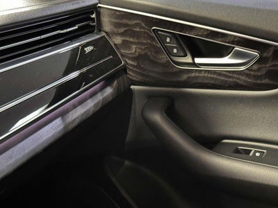 2023 Audi Q8 Premium 55 TFSI quattro Tiptronic