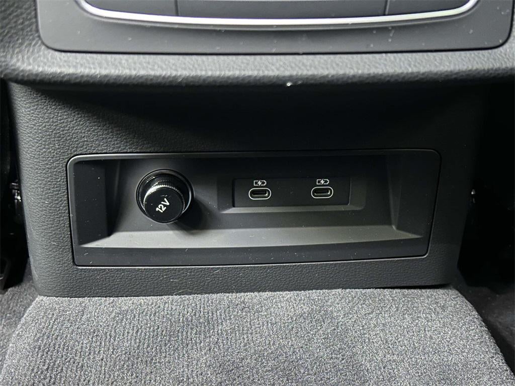 2023 Audi Q8 Premium 55 TFSI quattro Tiptronic