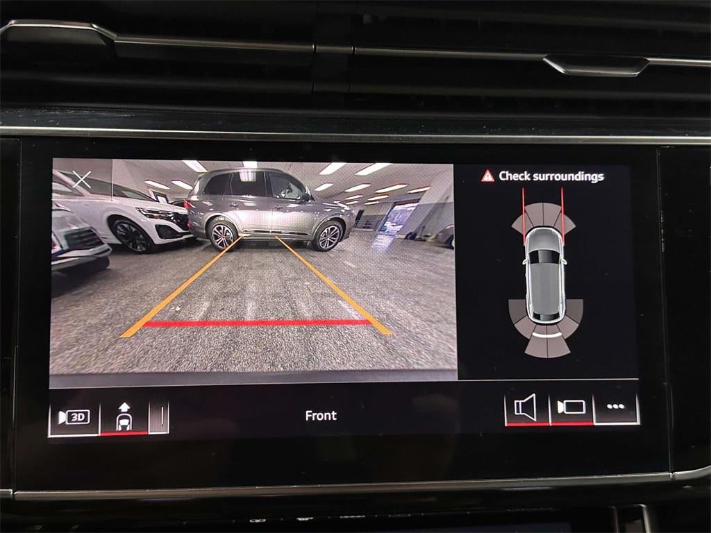 2025 Audi Q8 Premium 55 TFSI quattro