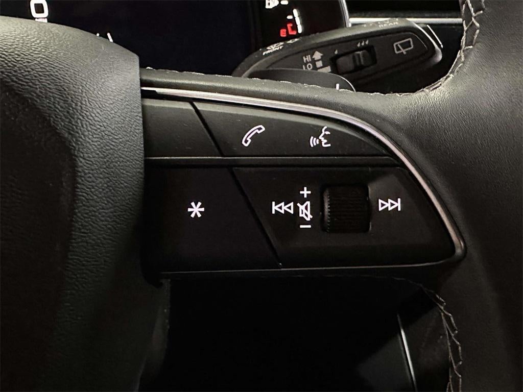 2025 Audi Q8 Premium 55 TFSI quattro