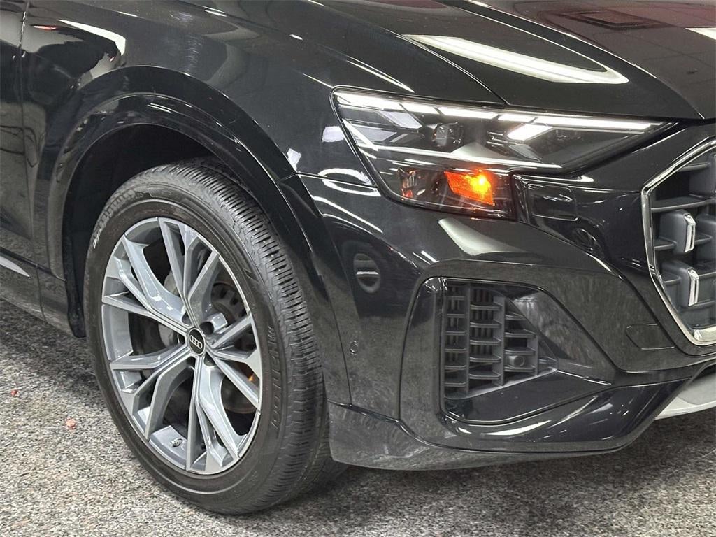 2025 Audi Q8 Premium 55 TFSI quattro