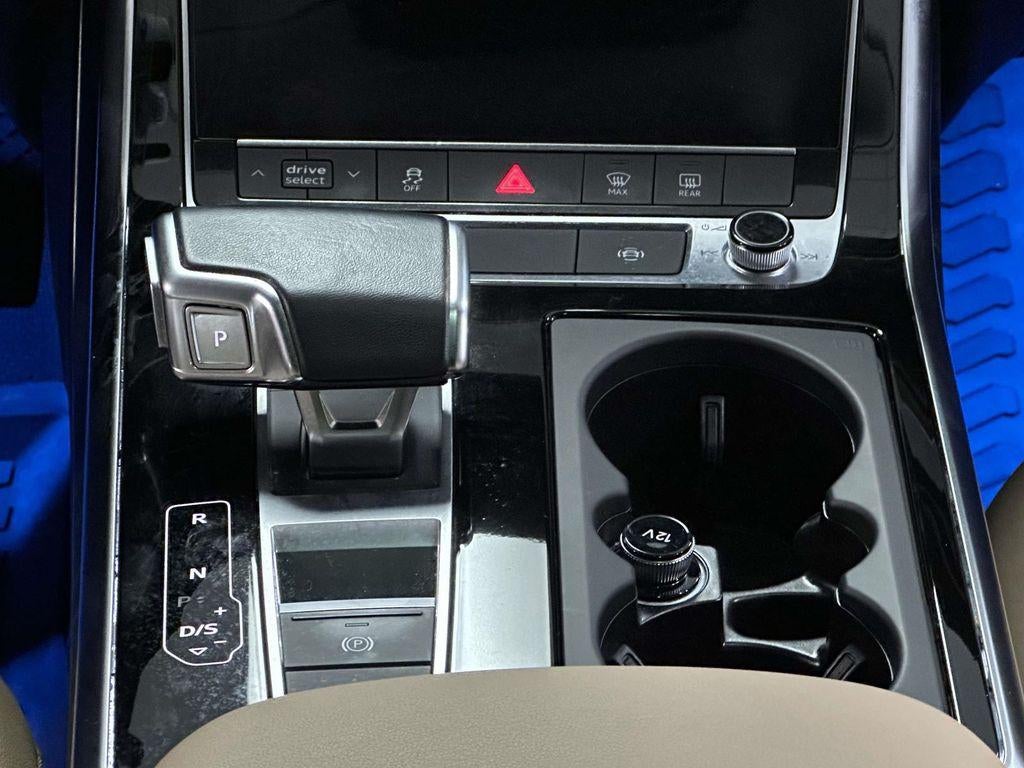 2023 Audi Q8 Premium 55 TFSI quattro Tiptronic