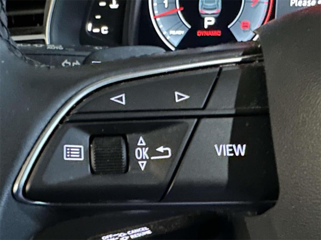 2022 Audi Q8 Premium 55 TFSI quattro Tiptronic