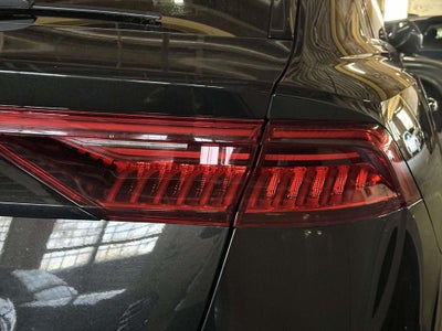 2023 Audi Q8 Premium 55 TFSI quattro Tiptronic