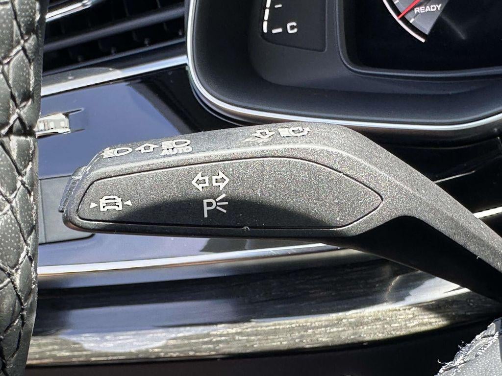 2023 Audi Q7 Premium 55 TFSI quattro Tiptronic