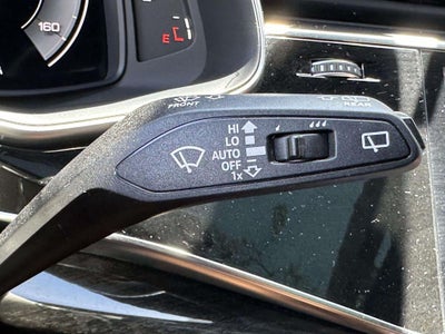 2023 Audi Q7 Premium 55 TFSI quattro Tiptronic