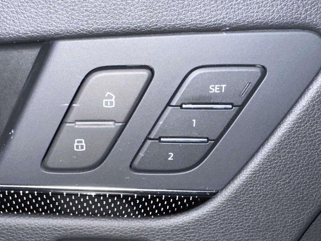 2023 Audi SQ5 Premium Plus TFSI quattro Tiptronic