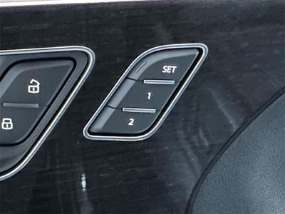 2025 Audi Q8 Premium Plus 55 TFSI quattro