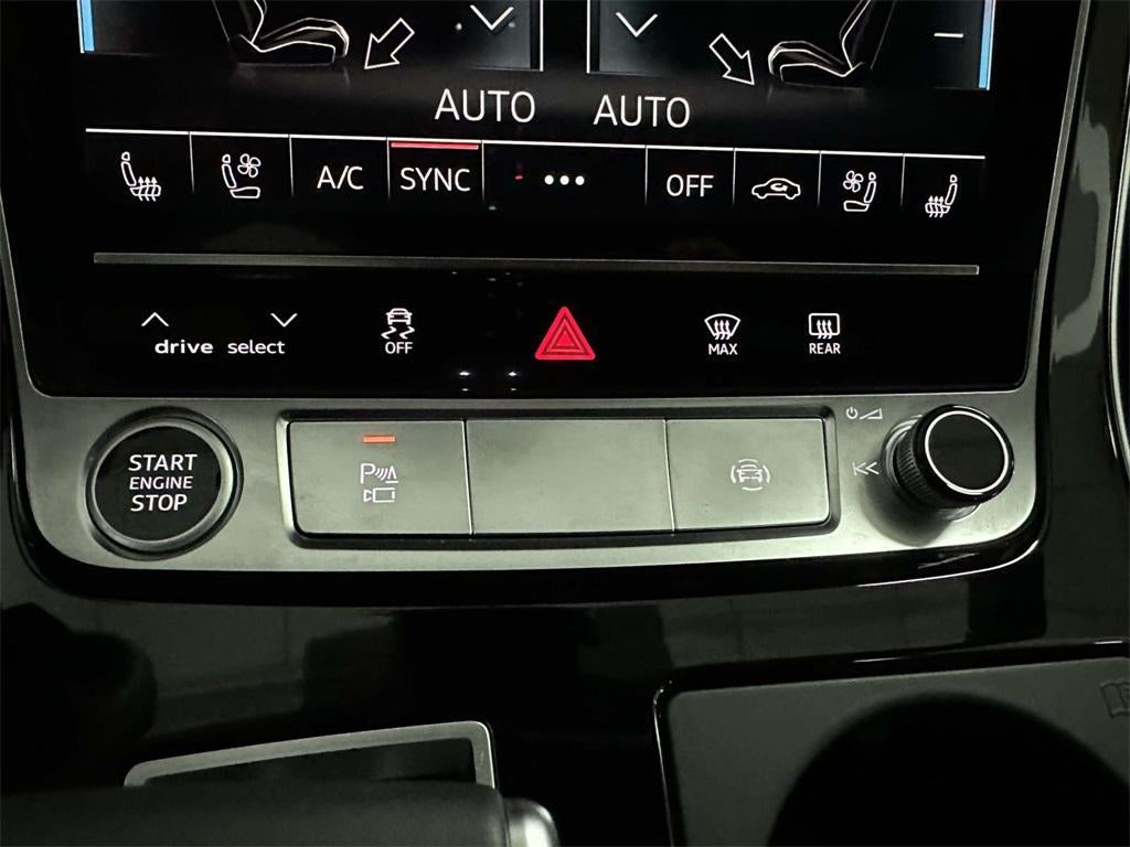 2025 Audi Q8 Premium Plus 55 TFSI quattro