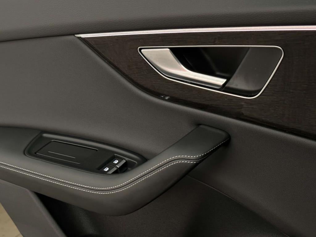 2022 Audi Q8 Prestige 55 TFSI quattro Tiptronic