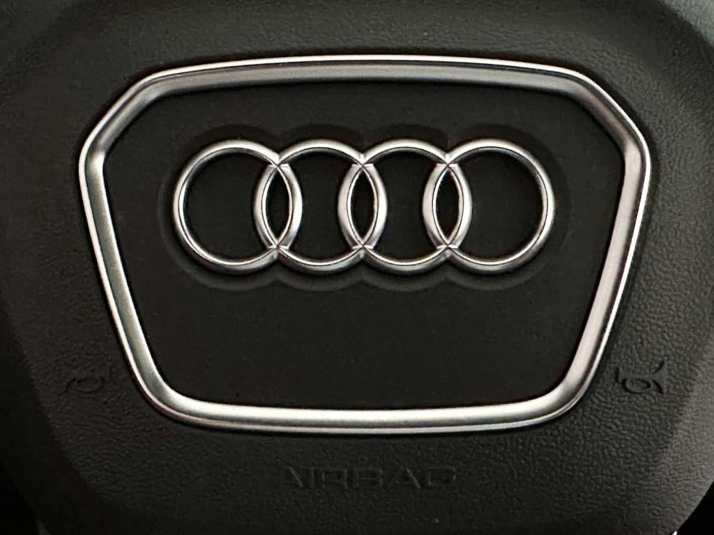 2022 Audi Q8 Prestige 55 TFSI quattro Tiptronic