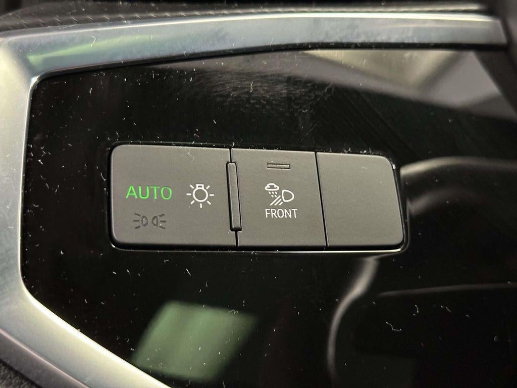 2023 Audi Q3 Premium 45 TFSI S line quattro Tiptronic