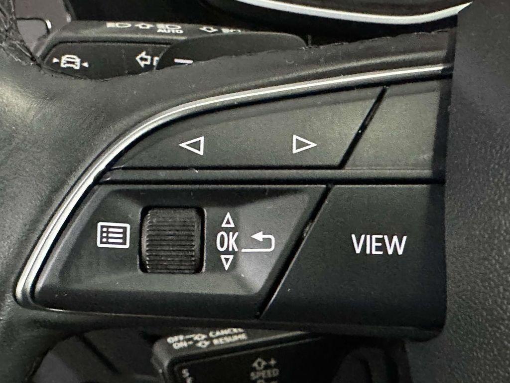 2023 Audi Q3 Premium 45 TFSI S line quattro Tiptronic