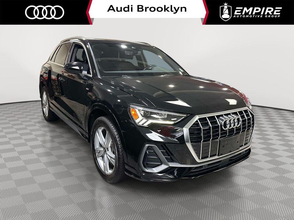 2024 Audi Q3 Premium 45 TFSI S line quattro Tiptronic