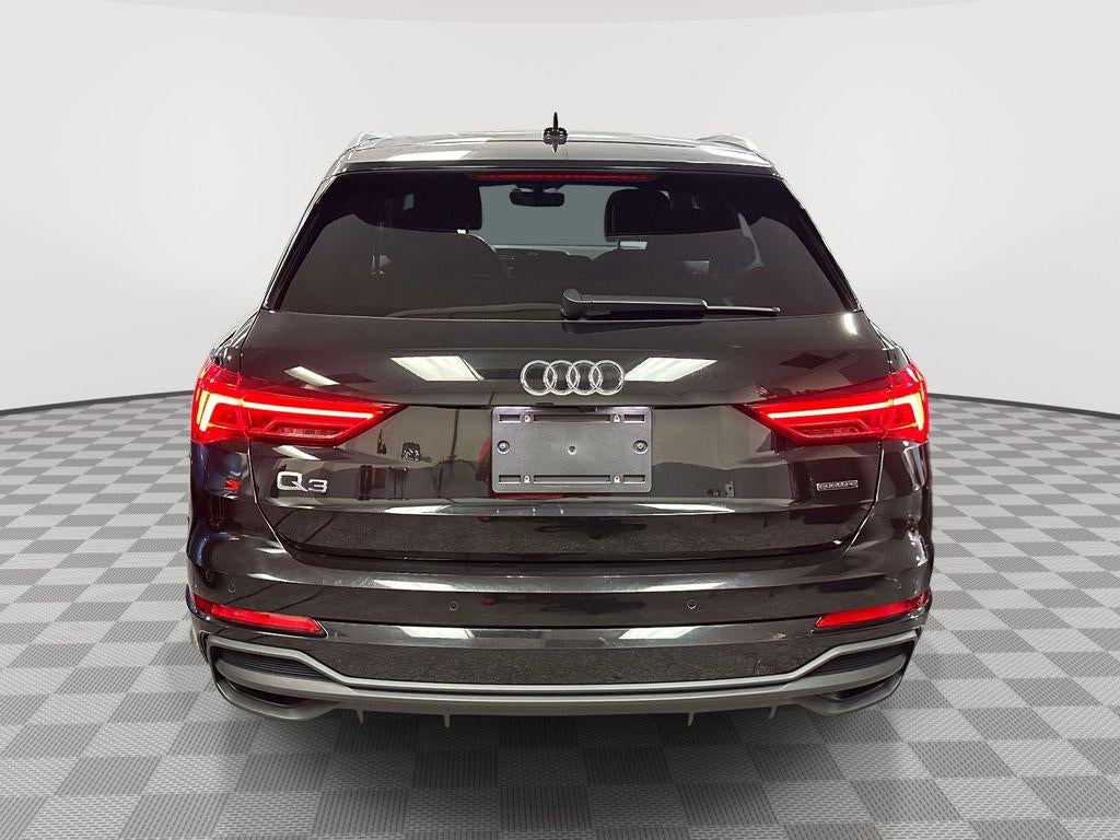 2024 Audi Q3 Premium 45 TFSI S line quattro Tiptronic