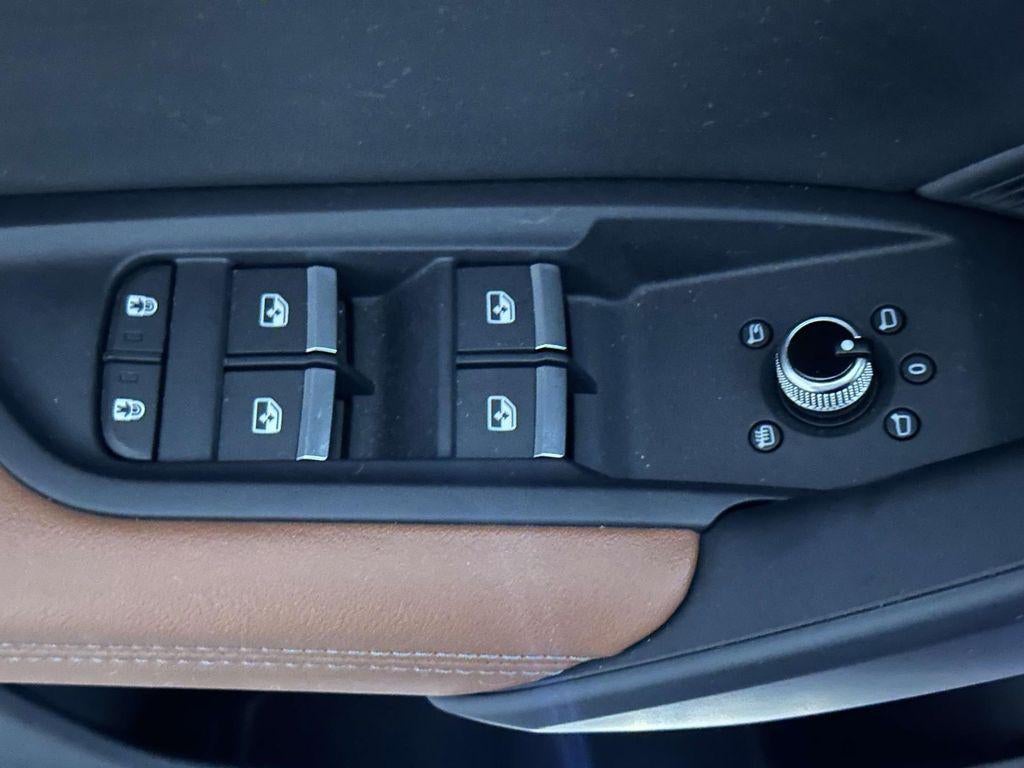 2023 Audi Q5 Premium Plus 55 TFSI e S line quattro S tronic
